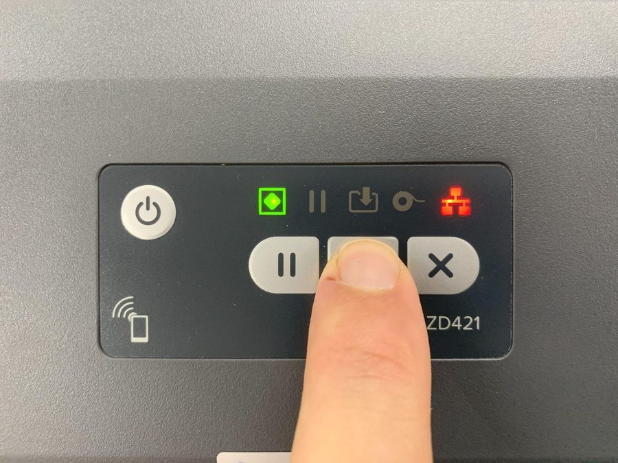Holding middle button